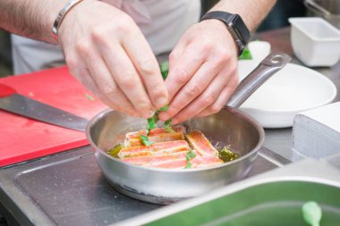 pişirme taze kızarmış balık