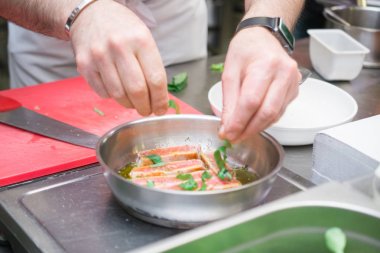 pişirme taze kızarmış balık