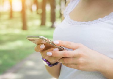 cep telefonu ağda kadın sohbet