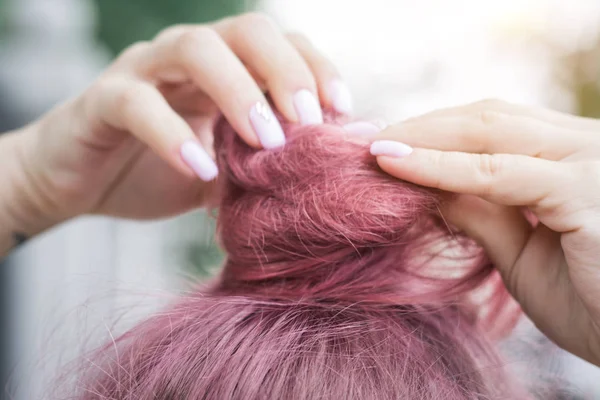 Capelli rosa testa hipster — Foto Stock