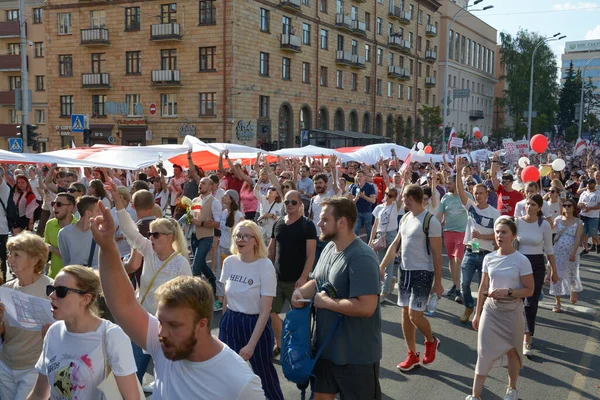 Minsk Bélaro Agosto 2020 Decenas Miles Personas Salieron Las Calles — Foto de Stock