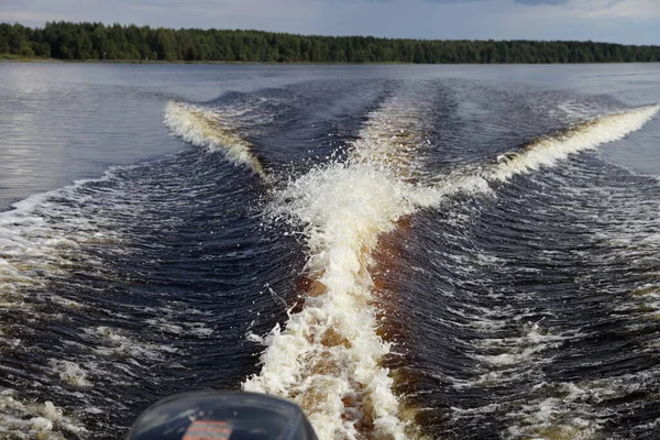 Widok Tyłu Prędkości Szybownictwo Motorówka Splash Wody Transom Rufy Czuwanie — Zdjęcie stockowe