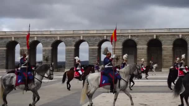 Madrid Spania Aprilie 2018 Ceremonia Schimbare Solemnă Gărzii Palatul Regal — Videoclip de stoc