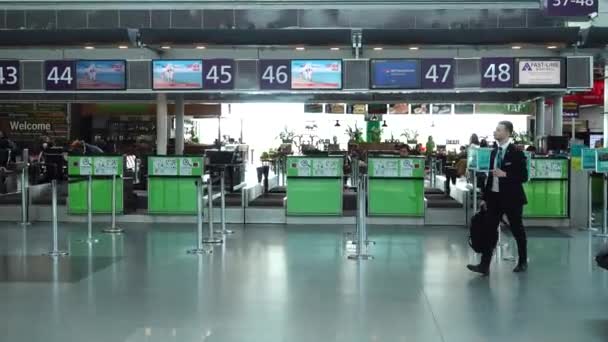 Kiew Ukraine März 2018 Passagiere Internationalen Flughafen Boryspil Der Größte — Stockvideo