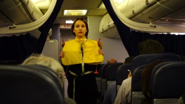 Kiev Ukraine Maart 2018 Luchthaven Boryspil International Stewardess Heeft Een — Stockvideo