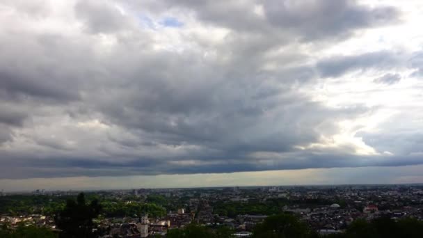Облака Над Городом Стрельба Времени — стоковое видео