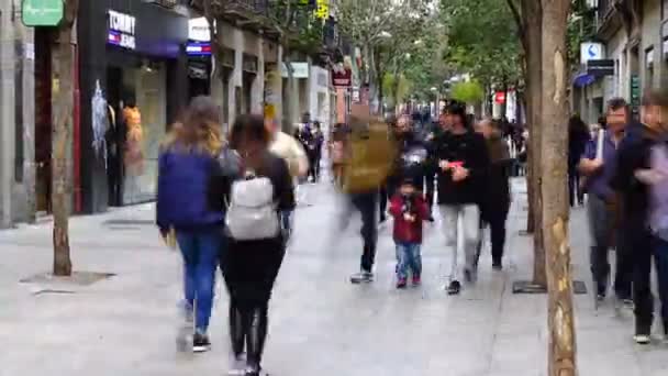 Madrid Spain March 2018 Unknown People Fuencarral Street Timelapse — Stock Video