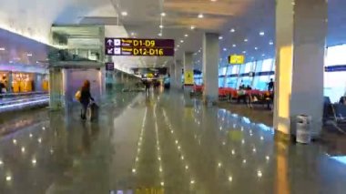 KIEV, UKRAINE - 21 Mart 2018: Boryspil Uluslararası Havaalanı Yolcuları.