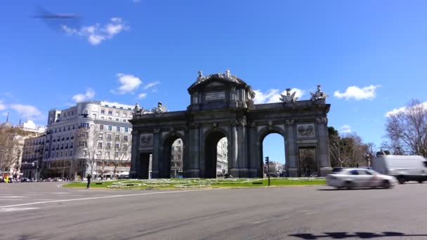 Madrid Spanien April 2018 Die Puerta Alcala Zeitraffer — Stockvideo