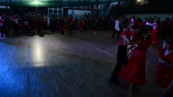 Salon Danslarında Halka Açık Gösteriler Uluslararası Dans Eğitim Kampı Ukrayna — Stok video