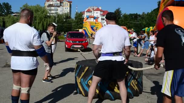 Ivano Frankivsk Ukraine 6月25日 6月25日にイヴァノ フランキーフスクで開催された青少年の日に捧げられたアスリートの公式声明 — ストック動画