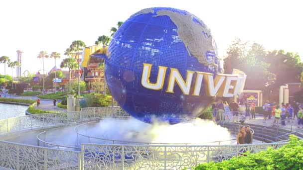 Universal Studios Globe Universal Studios Orlando Ένα Δημοφιλές Θεματικό Πάρκο — Αρχείο Βίντεο