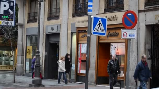 马德里的街道 西班牙的枪击案 — 图库视频影像