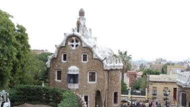 Park Guell, Antoni Gaudi tarafından tasarlanmış bir belediye bahçesi. 1900 - 1914 'te inşa edilmiş. Barselona, İspanya.