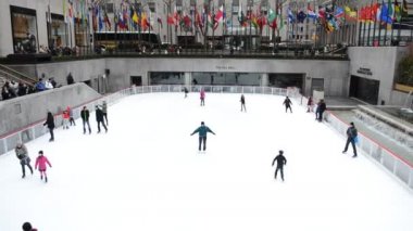 Rockefeller Center buz pateni pisti. Çekimler New York, ABD 'de.