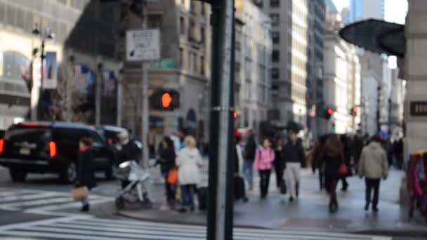 Personas Desconocidas Las Calles Nueva York Manhattan Abril — Vídeo de stock