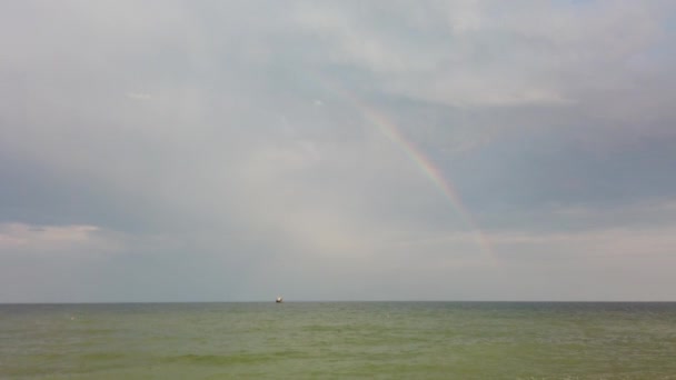 Arco Íris Céu Mar Nuvens — Vídeo de Stock