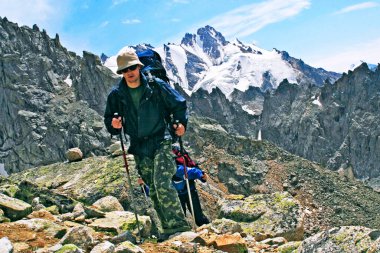 Cheget Dağı 'nın zirvesine