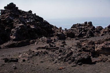 Gündüz Etna Dağı ve Sicilya 'daki kraterin manzarası. Sicilya 'da seyahat