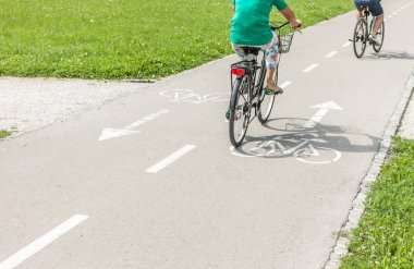 bicye yol, asfalt Park işaretleri