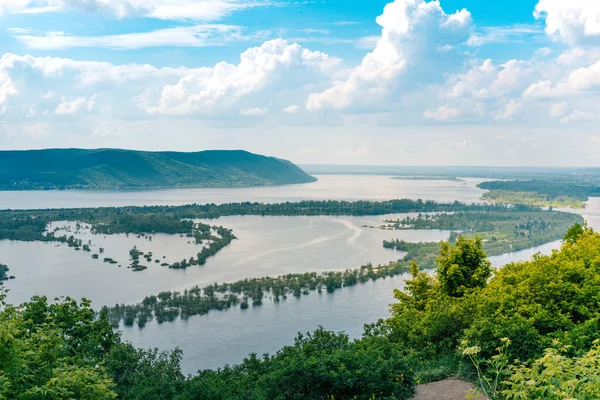 Panorama Van Wolga Rivier Met Bergen Eilanden Gefotografeerd Vanaf Een — Stockfoto