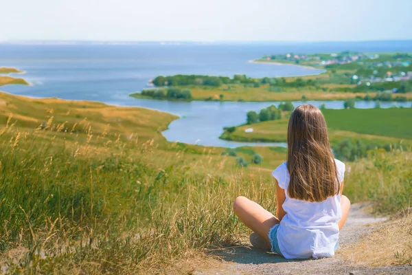 Little Girl Child Long Hair Sitting Path Mountain Landscape Rivers — Stock Photo, Image