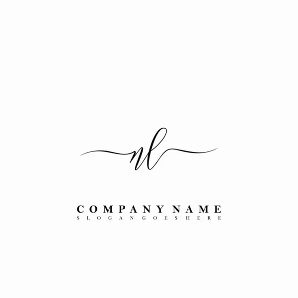 Eerste Letter Beauty Handschrift Logo Vector — Stockvector