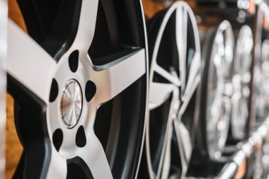 Alaşım jantlar araba otomobiller için 