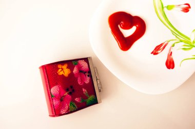 Sevgililer günü, beyaz ya da parlak arka plan öğeleri 