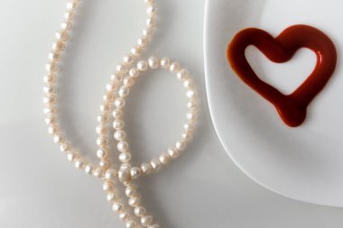 Sevgililer günü, beyaz ya da parlak arka plan öğeleri 