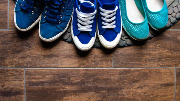 Ayakkabı Mat Farklı Ayakkabı Kombinasyonu — Stok fotoğraf