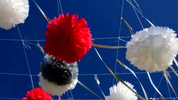 Decorazione Festa Sotto Forma Grandi Palle Carta Morbida Diversi Colori — Video Stock