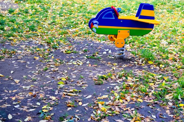 Swing Vliegtuig Speelplaats — Stockfoto