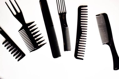 Profesyonel kuaför için siyah renk tarağı 