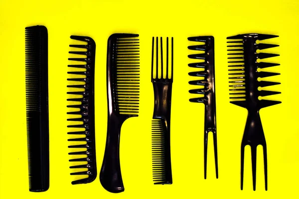 Profesyonel kuaför için siyah renk tarağı 