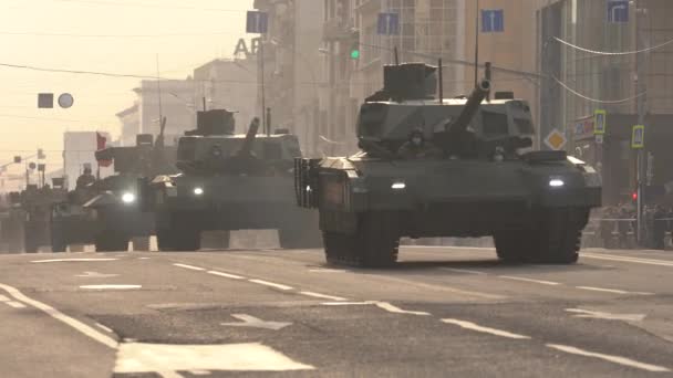 Military equipment during a rehearsal of the victory parade. 75 years — Stock Video