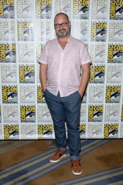 Graeme Manson, 20 Temmuz 2019 'da Hilton Bayfront, San Diego, Kaliforniya' da düzenlenen Uluslararası Comic-Con Uluslararası 