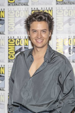 Cole Sprouse 21 Temmuz 2019 'da Hilton Bayfront, San Diego, Kaliforniya' da düzenlenen Uluslararası Comic-Con CW 'nin 