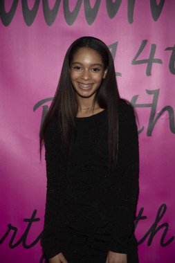 Gabrielle Goodmen, 15 Haziran 2018 'de Los Angeles' taki Yüksek Görüş Kilisesi 'ndeki Çölyak Hastalıkları Vakfı yararına Jillian Estell' in Kırmızı Halı Doğum Günü Partisi 'ne katıldı.