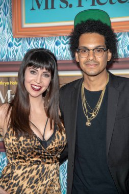 Yassir Lester, Chelsea Devantez 21 Ekim 2019 'da Avalon Hollywood' da HBO Limited Serisi 