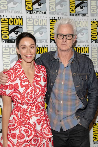 Fernanda Andrade John Slattery Asisten Sala Prensa Internacional Next Comic — Foto de Stock