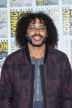 Daveed Diggs, 20 Temmuz 2019 'da Hilton Bayfront, San Diego, Kaliforniya' da düzenlenen Uluslararası Comic-Con Uluslararası 