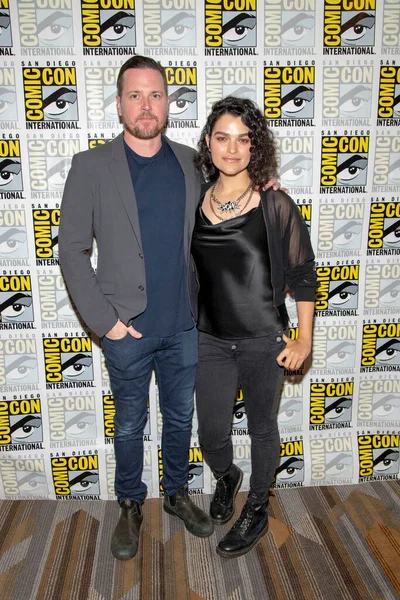 Michael Mosley Eve Harlow Assistir 2019 Comic Con International Next — Fotografia de Stock