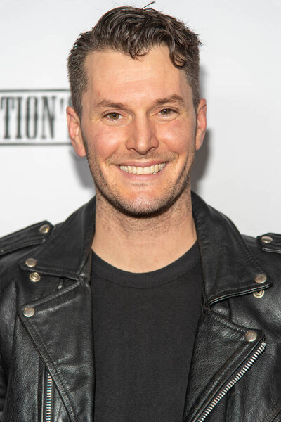 Брэндон Алан Смит принял участие в премьере "Nation 's Fire" в Лос-Анджелесе, Лос-Анджелес, 16 января 2020 года
