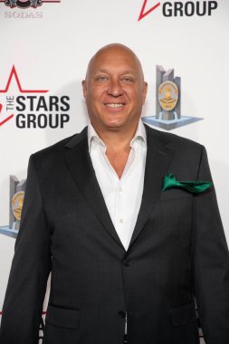 Steve Wilkos 10 Kasım 2018 'de Los Angeles, Kaliforniya' da düzenlenen AVALON Hollywood 'da Kahramanlar için LAPMF Kahramanlar Poker Turnuvası ve Kumarhane Gecesi Partisi' ne katıldı.