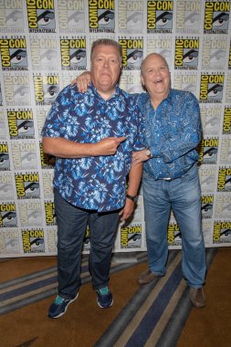 Joel McKinnon Miller, Dirk Blocker 20 Temmuz 2019 'da Hilton Bayfront, San Diego, Kaliforniya' da düzenlenen Comic-Con International 