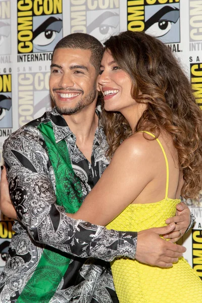 Rick Gonzalez Juliana Harkavy Assistir 2019 Comic Con International Arrow — Fotografia de Stock