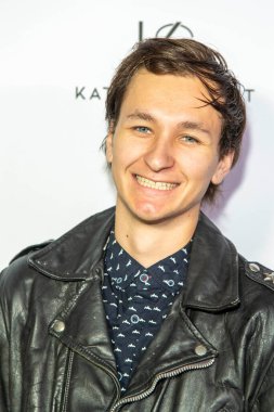 Hunter Gibson 28 Eylül 2019 tarihinde Hollywood 'daki Liaison restoranında Musicash Records Katrina Stuarts Single Record 