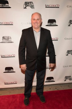 James Dumont, 5 Ekim 2017 'de Laemmle' in Beverly Hills, Kaliforniya 'daki Ahrya Güzel Sanatlar Tiyatrosu' nda 
