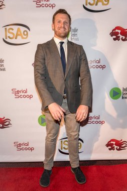 Mike Meehan, 5 Nisan 2018 'de Burbank, CA' daki Koloni Tiyatrosu 'nda 9. Yıllık Bağımsızlık Serisi Ödüllerine katıldı.